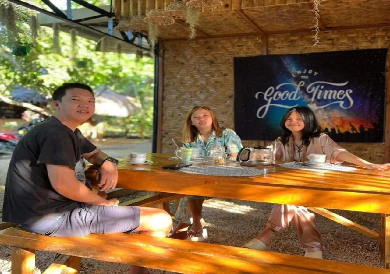 ベッド・アンド・ブレックファスト Bohol Island Homestay Dauis