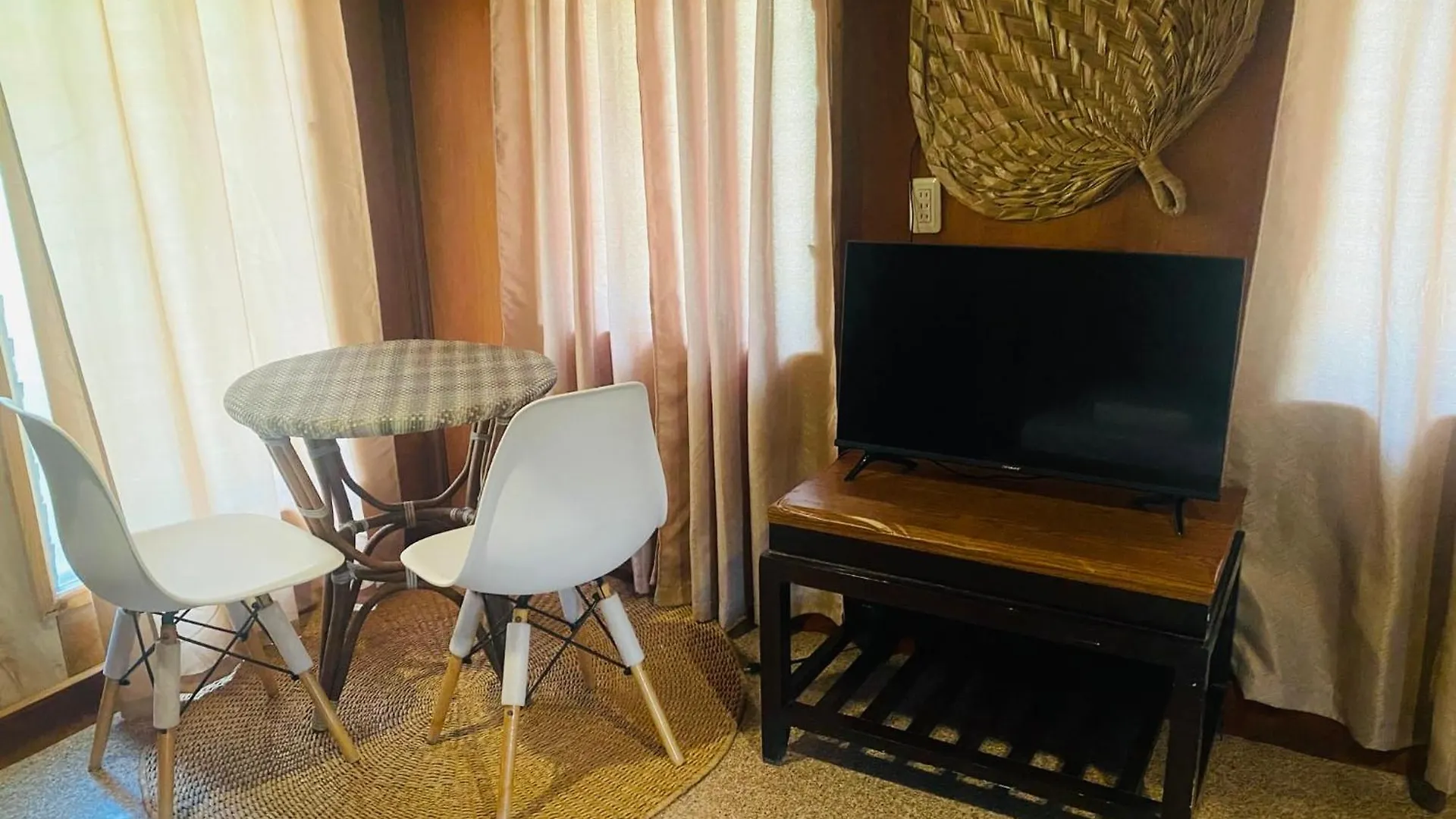 ベッド・アンド・ブレックファスト Bohol Island Homestay Dauis